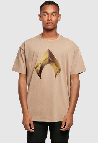 ABSOLUTE CULT Shirt 'Aquaman - Emblem' in Beige: voorkant
