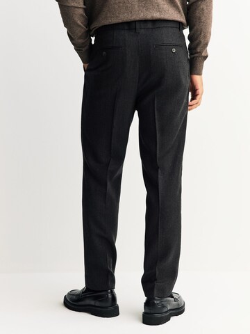 Next Tapered Hose in Braun