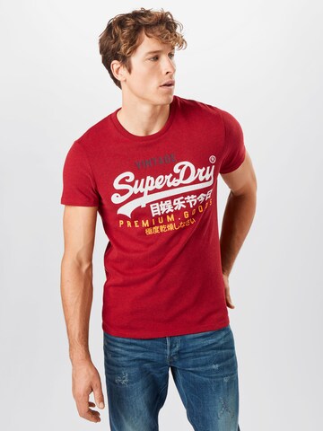 Superdry Regular Fit T-Shirt in Rot: predná strana