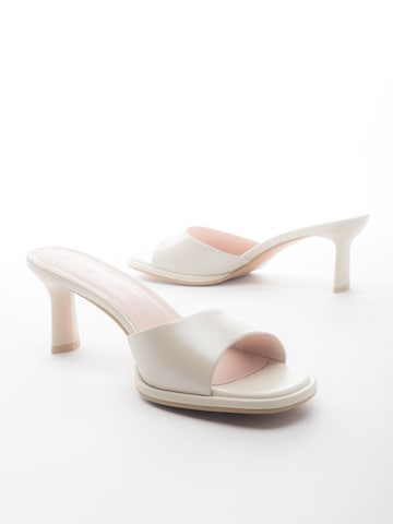 Estro Pantolette '247-9635'‌‌‌‌‌‌‌‌‌‌ in Weiß