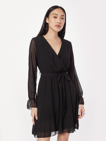 Trendyol - Vestido de cocktail em preto: frente