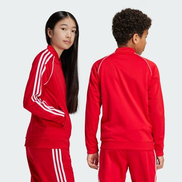 Giacca di felpa 'Adicolor' di ADIDAS ORIGINALS in rosso
