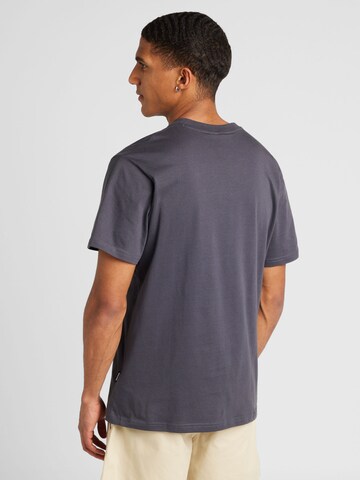 DEDICATED. T-Shirt in Grau