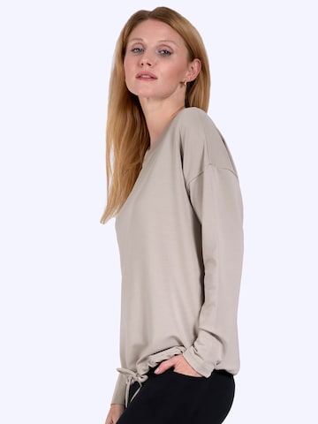 Magadi Sports sweater 'Gigi' in Beige