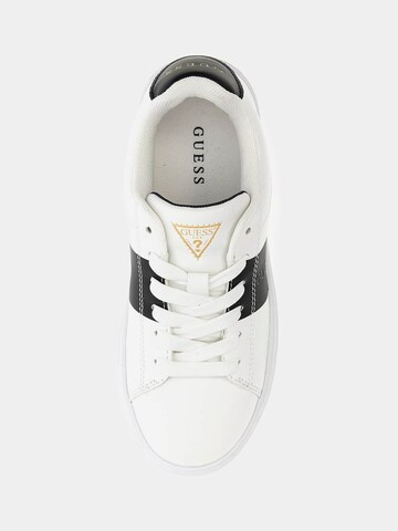 GUESS Sneakers in White
