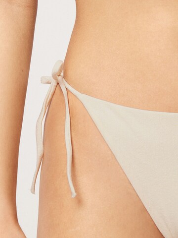 Tezenis Bikini Bottoms 'Paradise Bay' in Beige