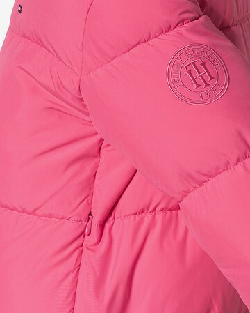 Giacca invernale di TOMMY HILFIGER in rosa