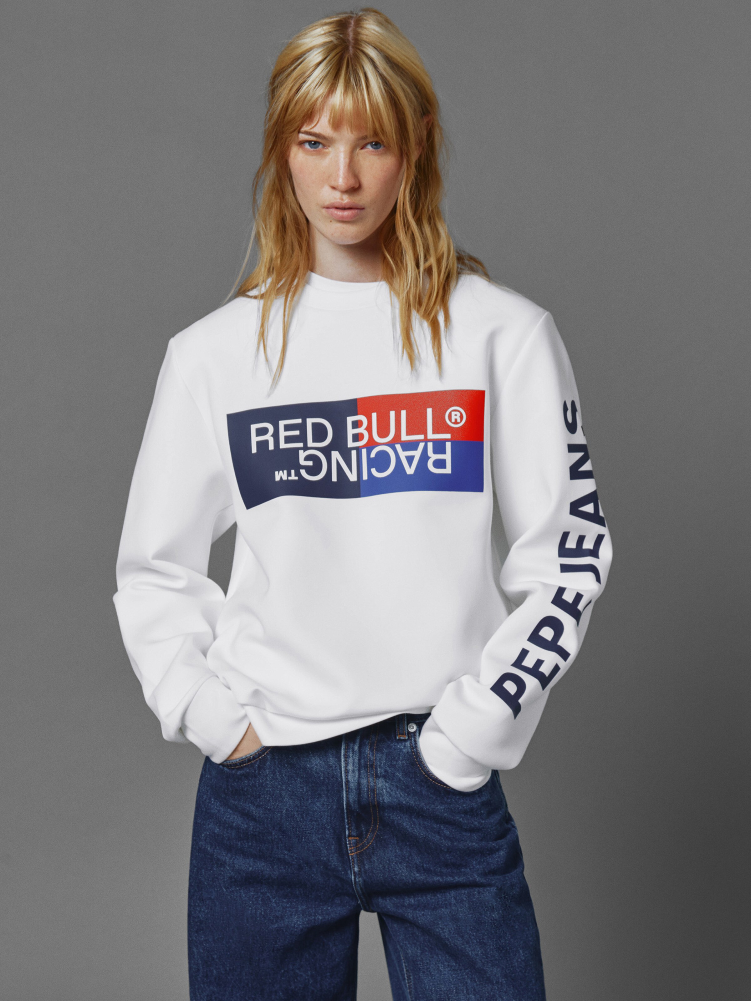Red Bull Racing x Pepe Jeans Sweatshirt in White | ABOUT YOU