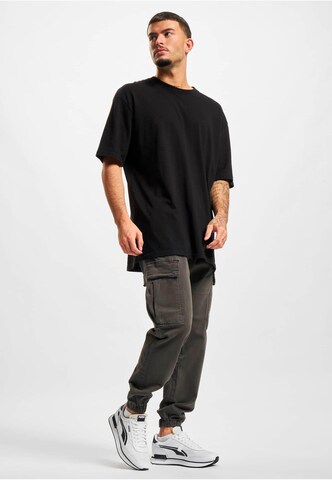 2Y Premium Tapered Cargo Pants in Grey