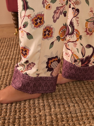 Pyjama 'Claudina' LAURA ASHLEY en beige
