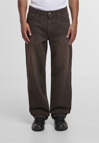 Karl Kani Regular Jeans in Braun