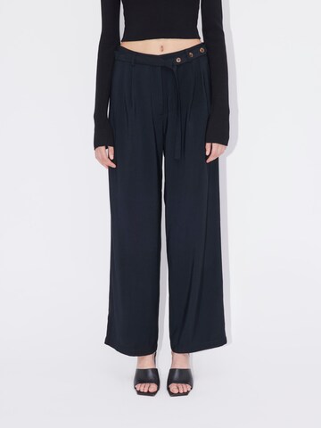 LeGer by Lena Gercke Wide leg Pleat-Front Pants 'Elektra' in Black: front