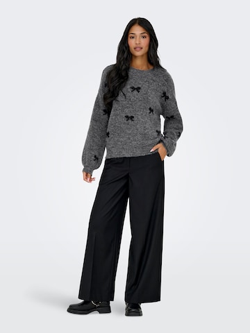 ONLY Sweater 'ONLBRUNHILDA' in Grey