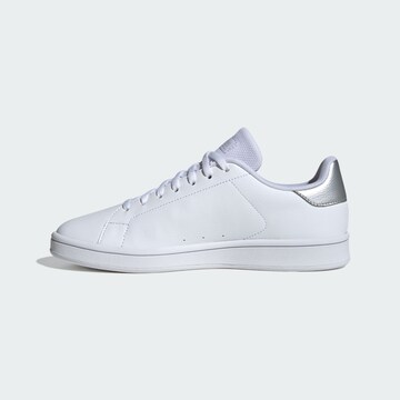Sneaker low 'Urban Court' de la ADIDAS SPORTSWEAR pe alb: față