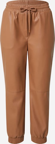 EDITED Tapered Hose 'Madison' in Braun: predná strana