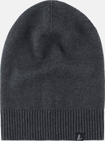 Ombre Beanie in Grey: front