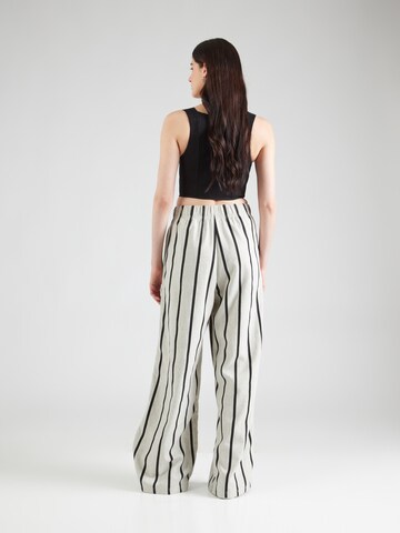 Loosefit Pantaloni di Karo Kauer in grigio