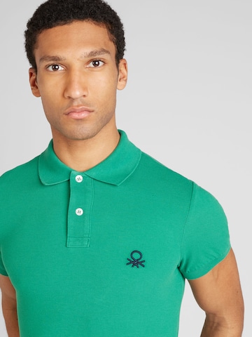 UNITED COLORS OF BENETTON Shirt in Green