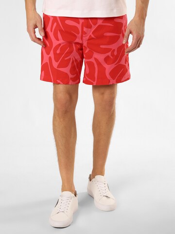 BOSS Regular Shorts 'Karlos' in Rot: predná strana