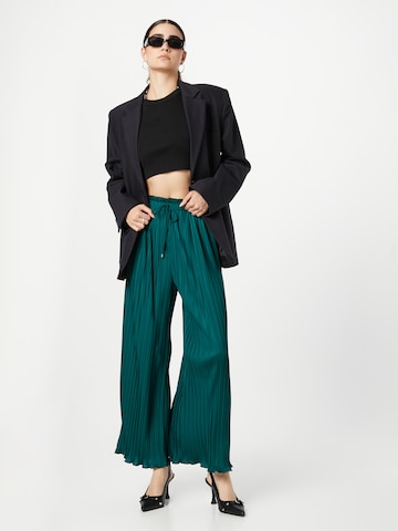 ABOUT YOU Loosefit Broek 'Letizia' in Groen