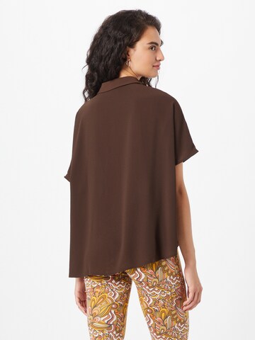 Monki Blouse in Brown