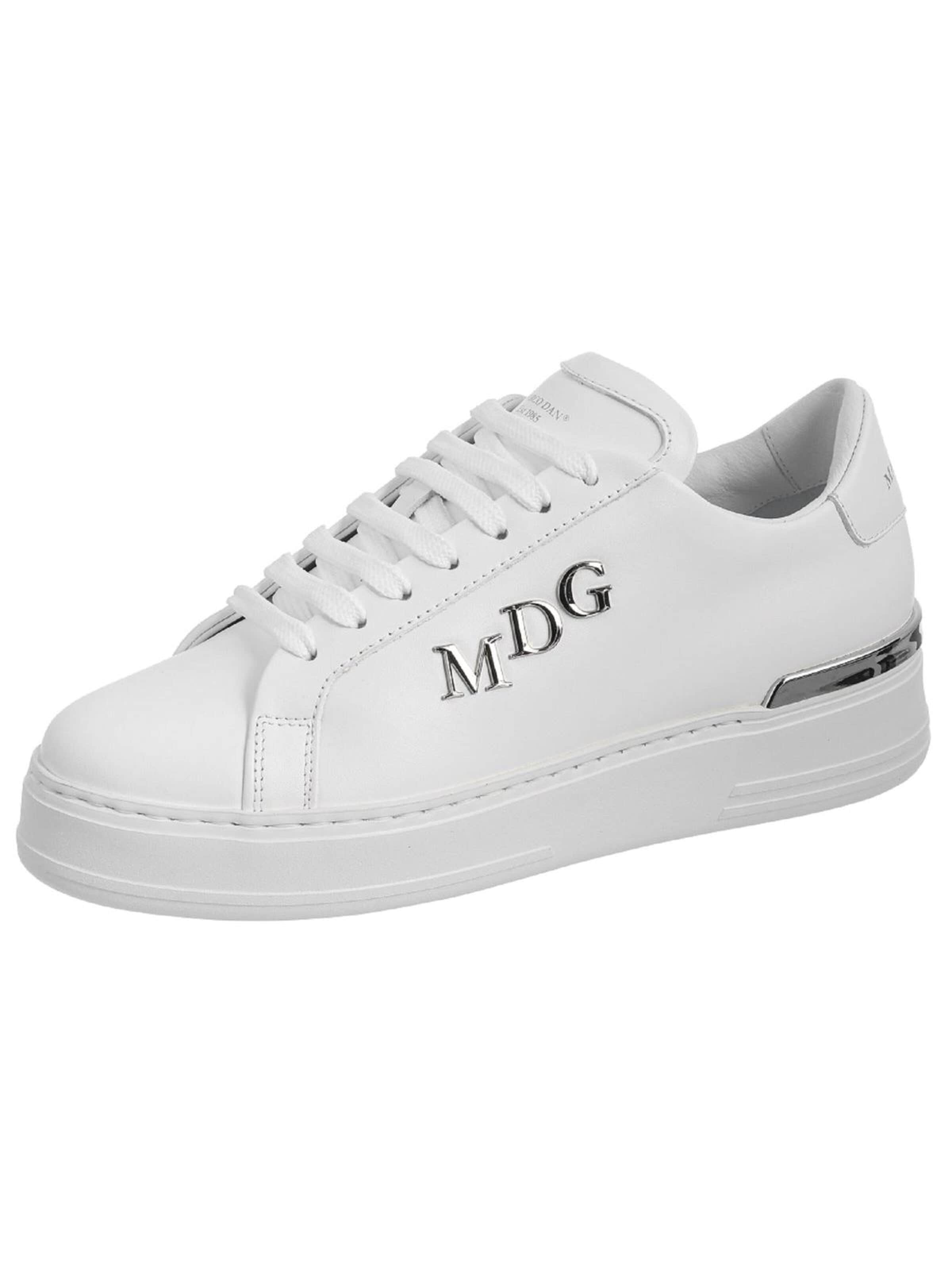 MARCO DAN Sneakers in White: front