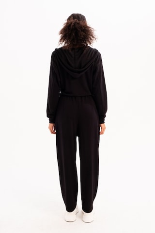 Justever Loosefit Sportbroek in Zwart