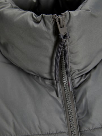 Gilet 'JXSolvej' JJXX en gris
