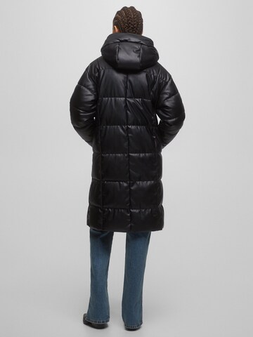 Pull&Bear Winter coat in Black