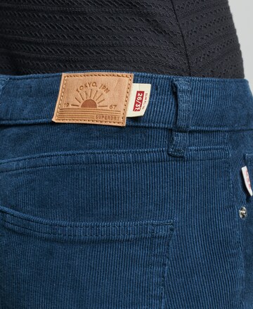 évasé Pantalon Superdry en bleu