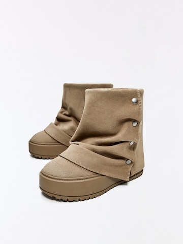 Boots Bershka en beige : devant