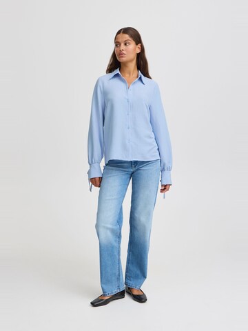 ICHI Blouse ' NAIMA ' in Blauw