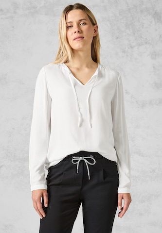 CECIL Tunic in White: front