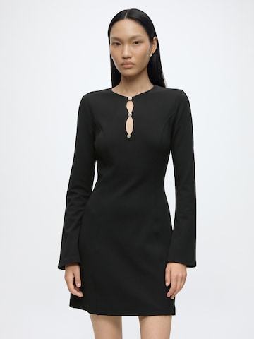 GUESS - Vestido 'CLAUDIE' en negro: frente