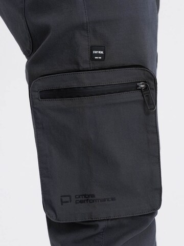 Ombre Tapered Trousers 'OM-PAJO-0135' in Grey