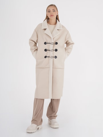 FRESHLIONS Winter Coat ' Bosten ' in Beige: front