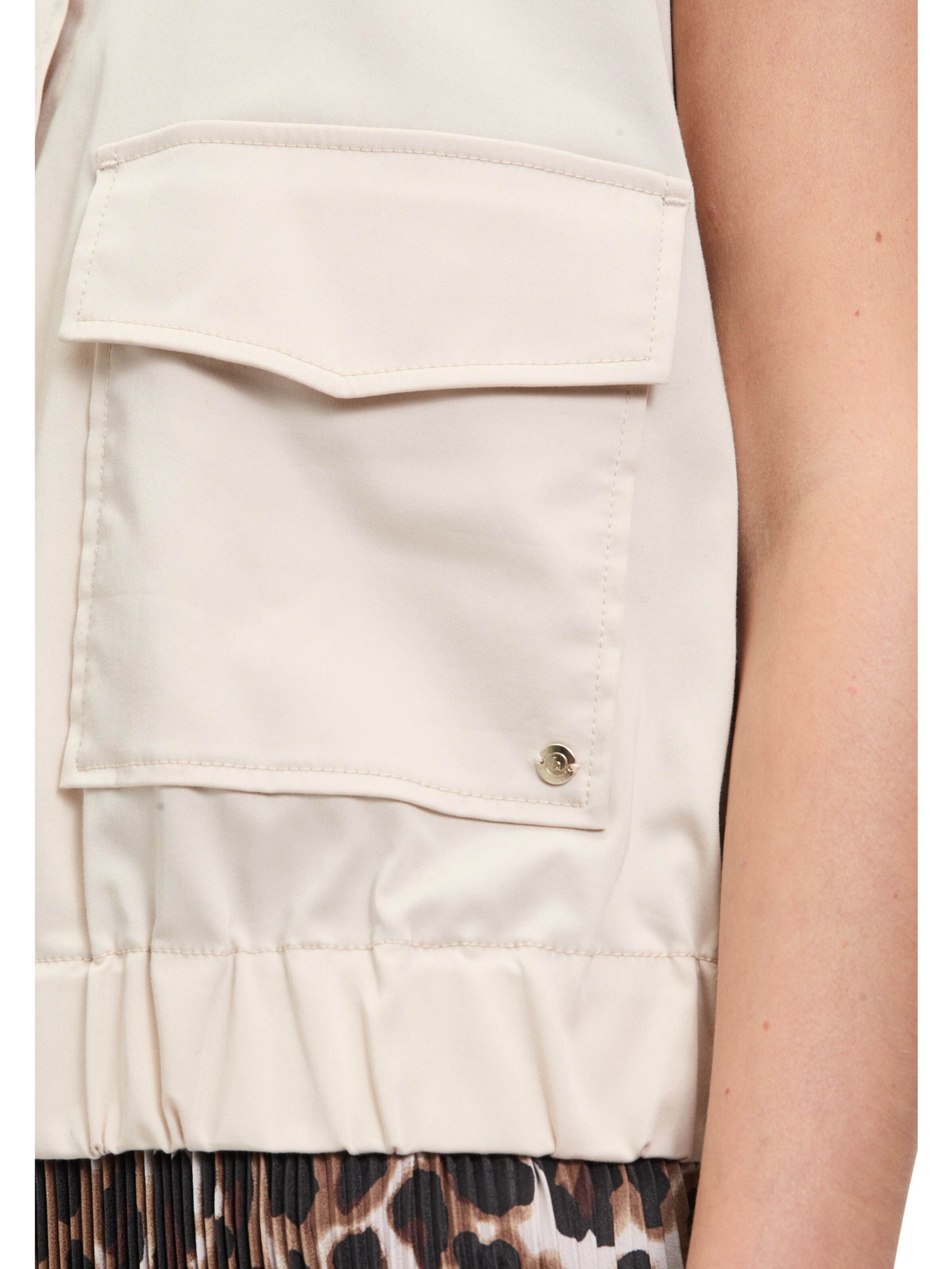 Betty & Co Bodywarmer in Beige