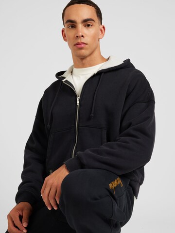 Abercrombie & Fitch Zip-Up Hoodie in Black