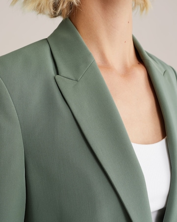 Sacou 'Marly' de la WE Fashion pe verde