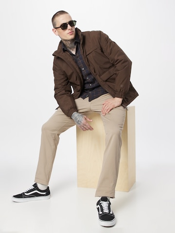 Casual Friday Between-season jacket in Brown
