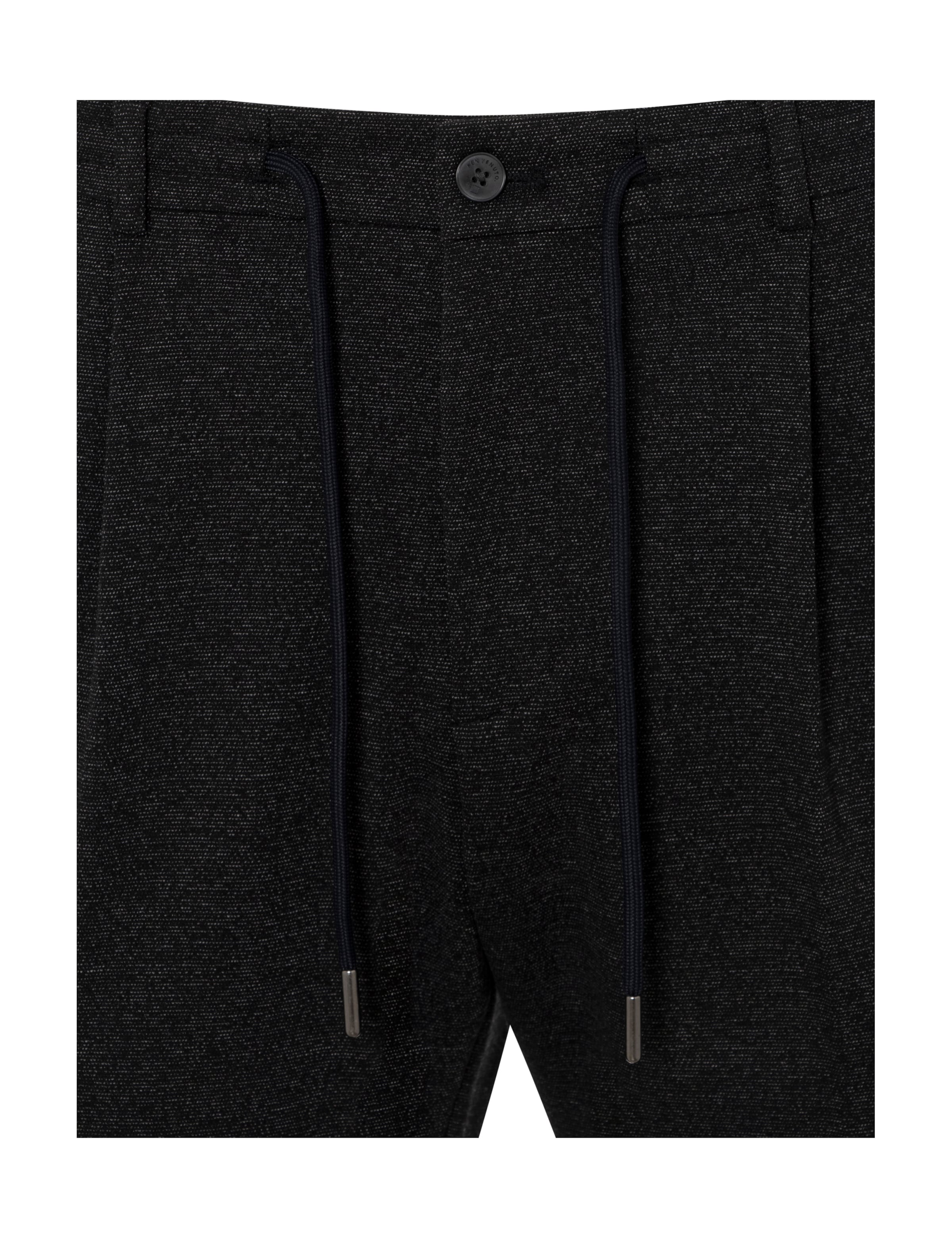 BENVENUTO Slim fit Suit in Black