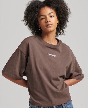 T-shirt Superdry en marron : devant