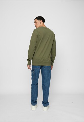 MT Men Sweatshirt 'Pray' in Grün