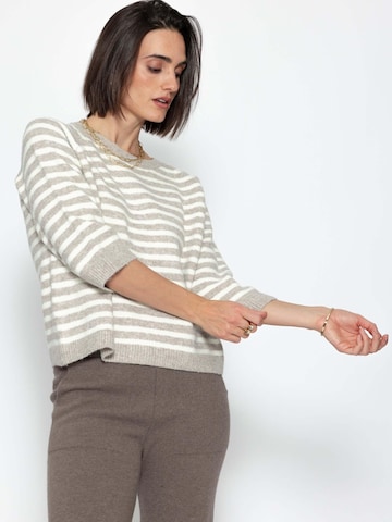 SASSYCLASSY Sweater in Grey