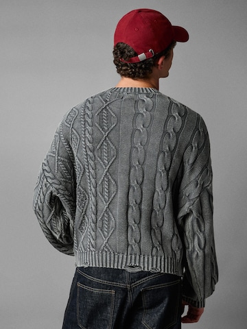 Bershka Sweater in Grey