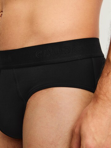 Slip 'Clean Line' CALIDA en noir