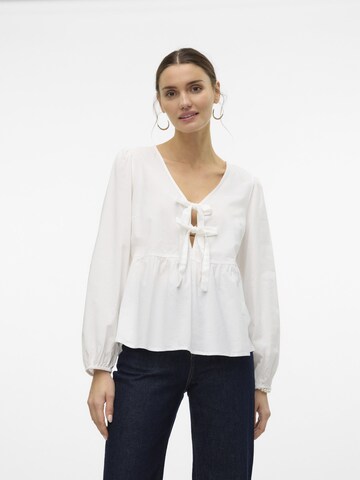 VERO MODA Bluse 'GILI' i hvid: forside