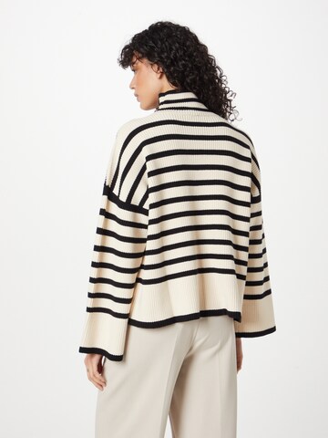 Elisabetta Franchi Pullover in Beige