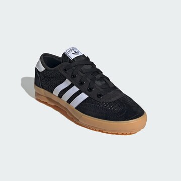 Baskets basses ADIDAS ORIGINALS en noir