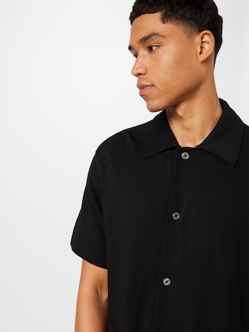 WEEKDAY Regular fit Button Up Shirt in Black